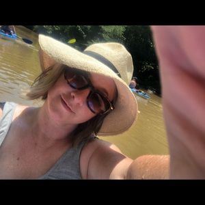 Meet your Posher, Kristin